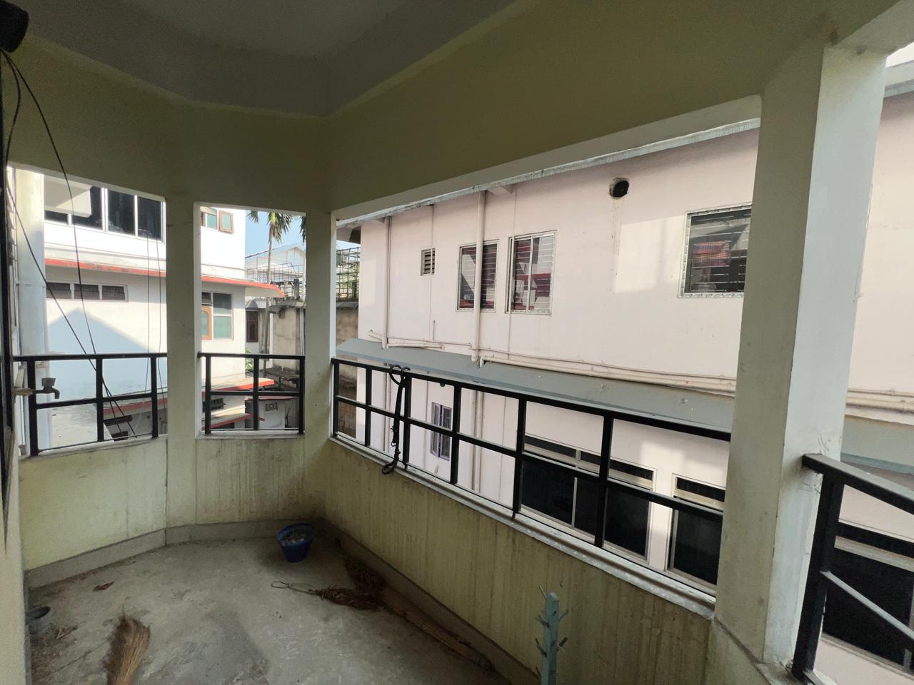 Unfurnished 3bhk in New Guwahati Railway Colony, West Jyotinagar, Bamunimaidan, Guwahati, Assam, India for Rent